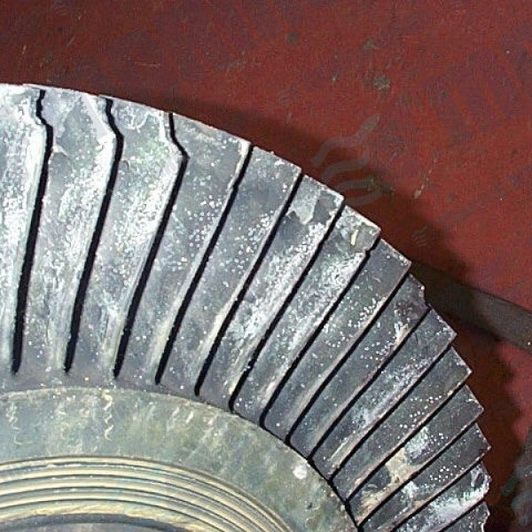 Mitsui MAN NA 48 57 70 turbine blade tip damages